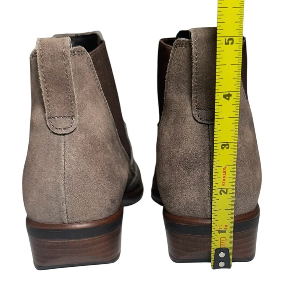 Naot Women's Ruzgar Chelsea-Style Brown Suede Ankle Bootie Size US 6/EU 37